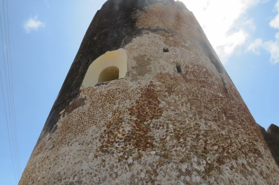 Siyu Fort - the only fort known to have been built by the locals under the thriving sultanate of Bwana Mataka bin Oman Famau in the 19th century - Pate Island. Copyright: Maya Mangat