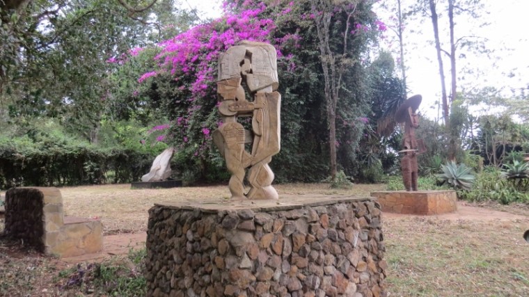 Kisii Stone called THE UNIVERSAL COUPLE, a brilliant work of art and one of Expedito best works by Murumbi Peace Memorial at Nairobi City Park. Copyright Rupi Mangat Feb 2019 (800x450)