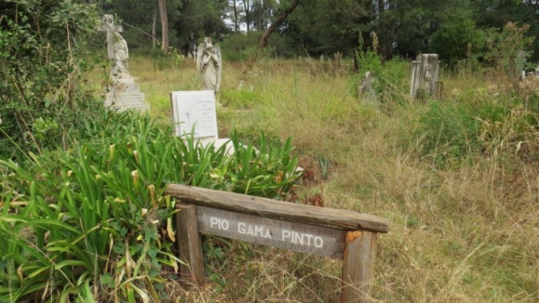 Pio Gama Pinto's grave in cemetry at Nairobi City Park. Copyright Rupi Mangat Feb 2019 (800x450)