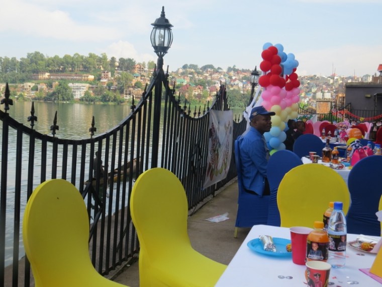 Party at an upmarket hotel in Bukavu on Lake Kivu - Copyright Rupi Mangat (2) (800x600)