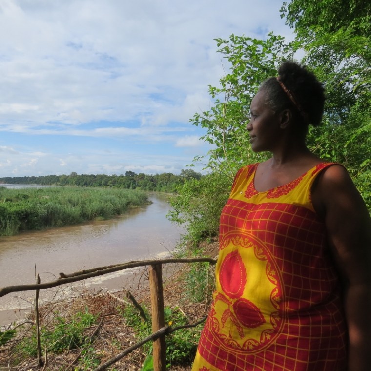 Leina Lemomo of Nje ya Selous camp by thebanks of Rufiji River, Selous Tanzania. Copyright Rupi Mangat (800x800)