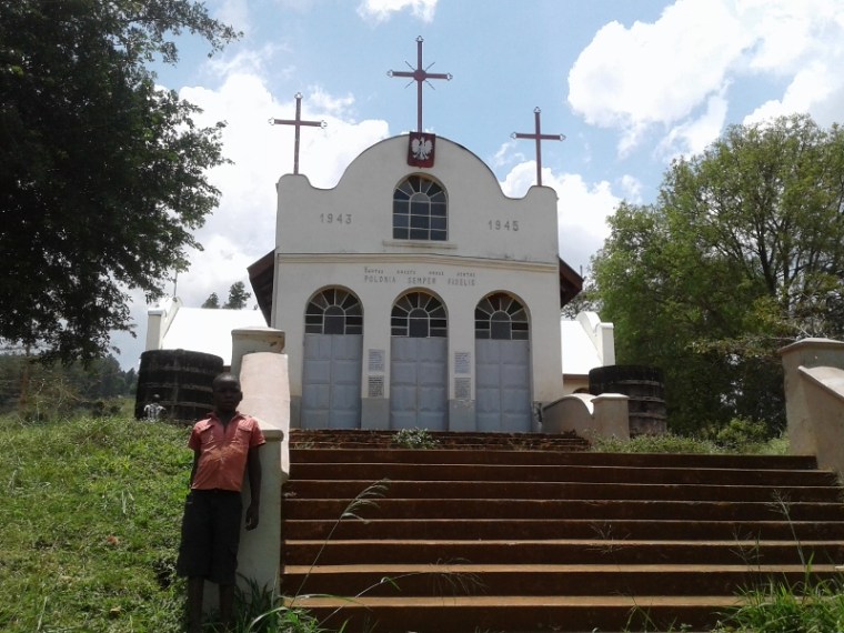 polish curch masindi 2020 copyright Rupi Mangat (800x600)